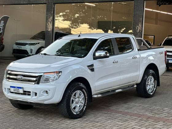 FORD RANGER 3.2 XLT 4X4 CD 20V DIESEL 4P AUTOMÁTICO